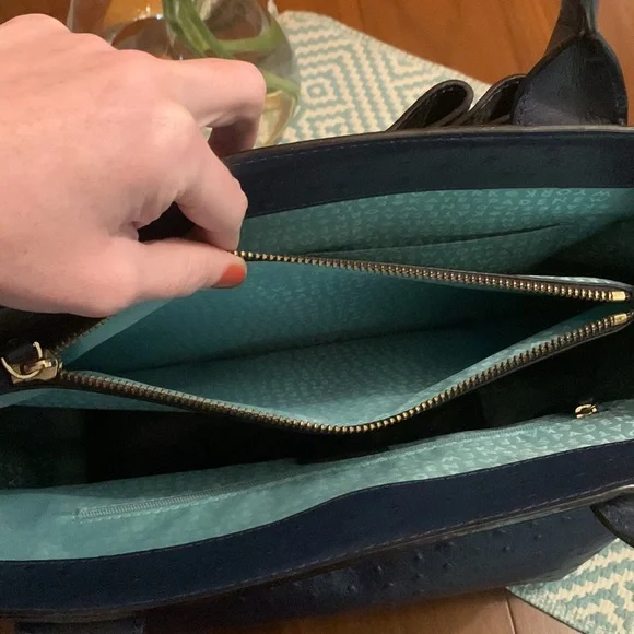 Kate Spade Bow Handbag + Large Ziparound Wallet Clutch Set Navy Ostrich - Picture 5 of 9